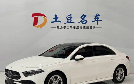 Mercedes-Benz A-Класс, 2023 год, 2 080 000 рублей, 3 фотография
