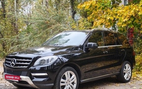 Mercedes-Benz M-Класс, 2013 год, 2 330 000 рублей, 3 фотография