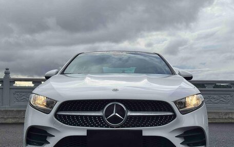Mercedes-Benz A-Класс, 2023 год, 1 965 000 рублей, 2 фотография