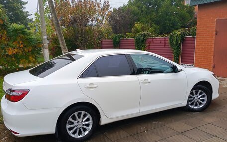 Toyota Camry, 2017 год, 2 280 000 рублей, 2 фотография