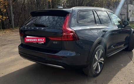 Volvo V60 Cross Country II, 2025 год, 4 899 000 рублей, 4 фотография