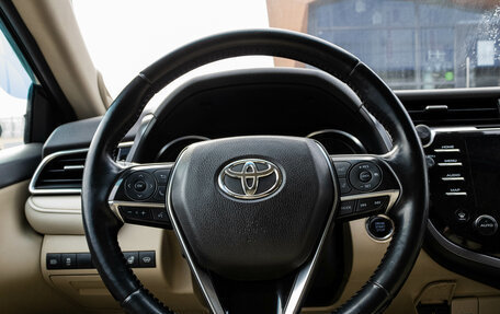 Toyota Camry, 2018 год, 2 288 000 рублей, 6 фотография