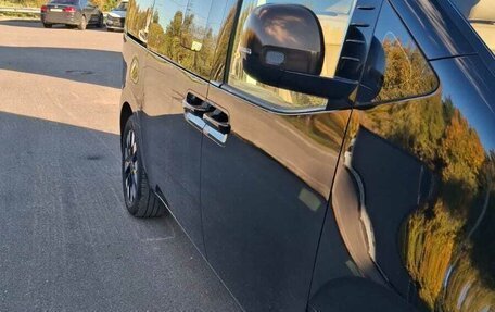 Hyundai Staria, 2025 год, 7 250 000 рублей, 2 фотография