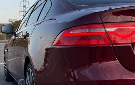 Jaguar XE I рестайлинг, 2015 год, 1 750 000 рублей, 10 фотография