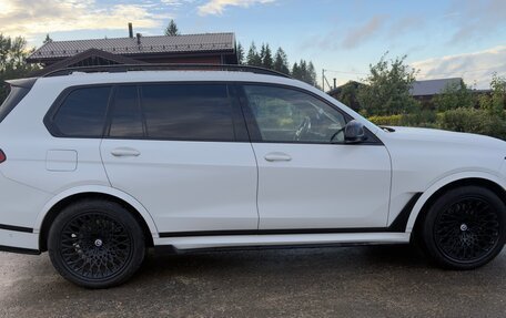 BMW X7, 2022 год, 11 690 000 рублей, 5 фотография