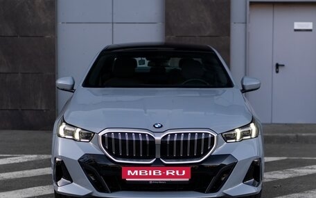 BMW 5 серия, 2024 год, 7 500 000 рублей, 2 фотография