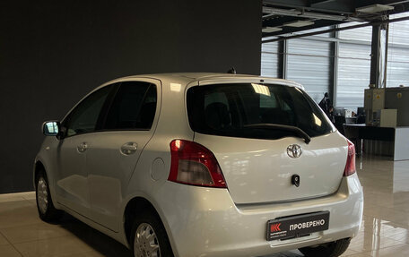 Toyota Vitz, 2005 год, 399 000 рублей, 8 фотография