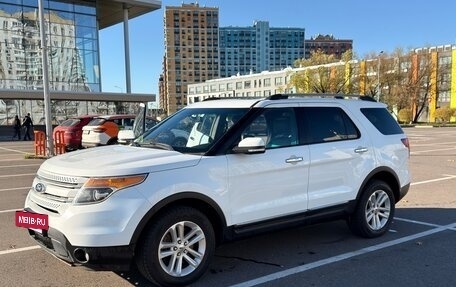 Ford Explorer V рестайлинг, 2013 год, 1 700 000 рублей, 4 фотография