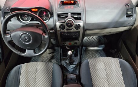 Renault Megane III рестайлинг, 2004 год, 249 000 рублей, 9 фотография