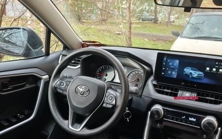 Toyota RAV4, 2025 год, 3 450 000 рублей, 10 фотография