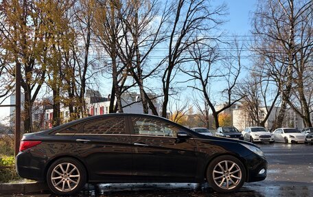 Hyundai Sonata VI, 2010 год, 1 000 000 рублей, 4 фотография