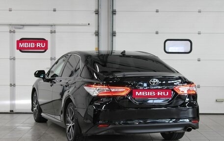 Toyota Camry, 2021 год, 3 257 000 рублей, 7 фотография