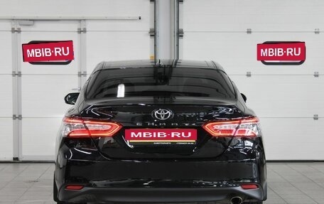 Toyota Camry, 2021 год, 3 257 000 рублей, 6 фотография