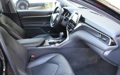 Toyota Camry, 2021 год, 3 102 000 рублей, 12 фотография