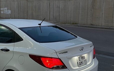 Hyundai Solaris II рестайлинг, 2015 год, 1 100 000 рублей, 7 фотография