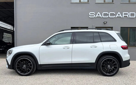 Mercedes-Benz GLB, 2023 год, 4 150 000 рублей, 5 фотография