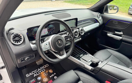 Mercedes-Benz GLB, 2023 год, 4 150 000 рублей, 7 фотография