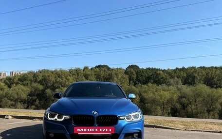 BMW 3 серия, 2018 год, 2 550 000 рублей, 3 фотография