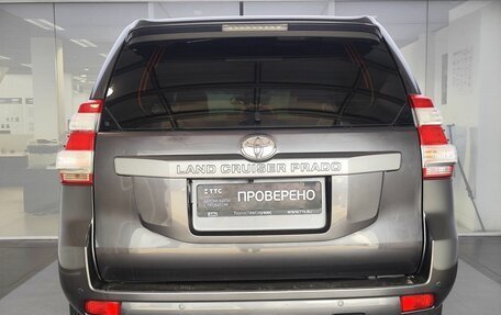 Toyota Land Cruiser Prado 150 рестайлинг, 2016 год, 3 500 000 рублей, 6 фотография