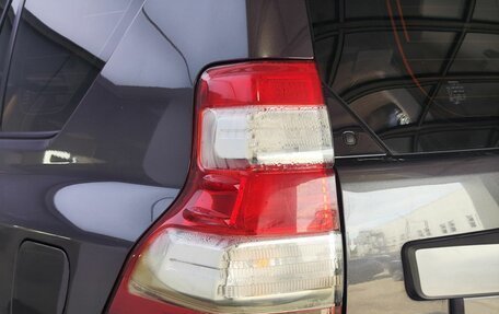 Toyota Land Cruiser Prado 150 рестайлинг, 2016 год, 3 500 000 рублей, 10 фотография