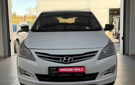 Hyundai Solaris II рестайлинг, 2015 год, 940 000 рублей, 2 фотография