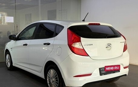 Hyundai Solaris II рестайлинг, 2015 год, 940 000 рублей, 7 фотография