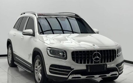 Mercedes-Benz GLB, 2022 год, 3 300 000 рублей, 3 фотография