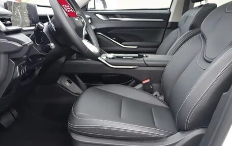 Haval H6, 2023 год, 1 390 000 рублей, 3 фотография