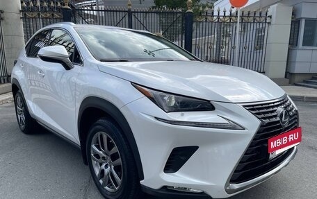 Lexus NX I, 2018 год, 4 100 000 рублей, 6 фотография