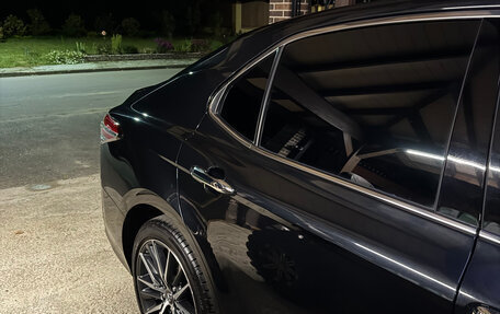 Toyota Camry, 2023 год, 3 900 000 рублей, 6 фотография