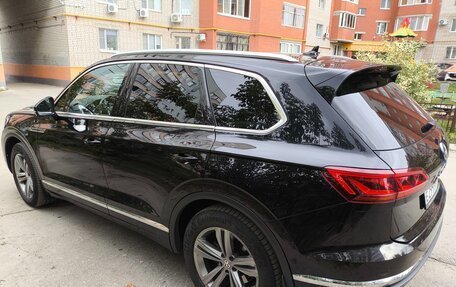Volkswagen Touareg III, 2020 год, 3 600 000 рублей, 3 фотография