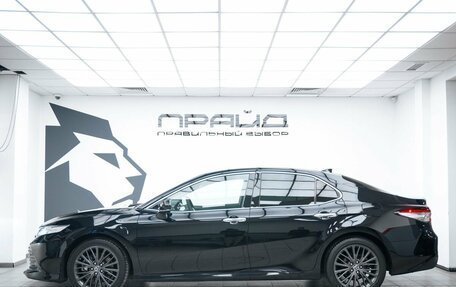 Toyota Camry, 2018 год, 2 559 000 рублей, 6 фотография