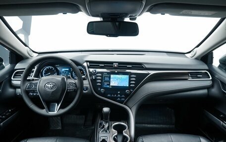 Toyota Camry, 2018 год, 2 559 000 рублей, 9 фотография