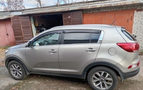 KIA Sportage III, 2015 год, 1 300 000 рублей, 2 фотография