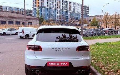Porsche Macan I рестайлинг, 2017 год, 3 790 000 рублей, 4 фотография