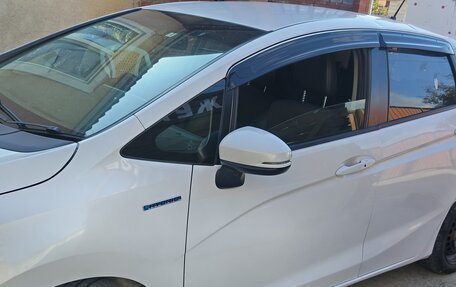 Honda Fit III, 2018 год, 555 000 рублей, 2 фотография