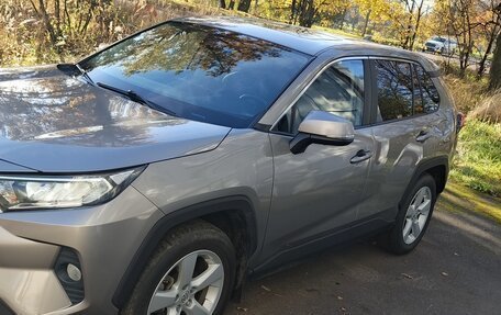 Toyota RAV4, 2022 год, 3 500 000 рублей, 3 фотография