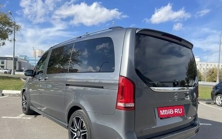 Mercedes-Benz V-Класс, 2021 год, 6 900 000 рублей, 3 фотография