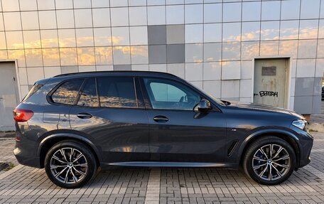 BMW X5, 2021 год, 7 340 000 рублей, 2 фотография
