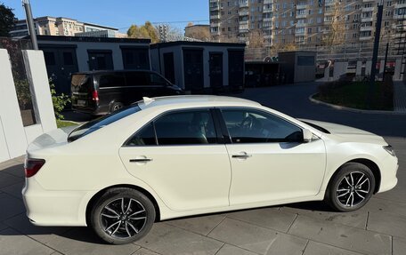 Toyota Camry, 2017 год, 2 350 000 рублей, 4 фотография
