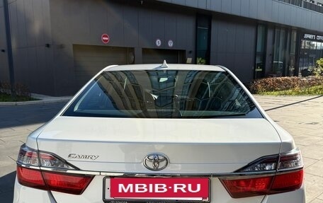 Toyota Camry, 2017 год, 2 350 000 рублей, 6 фотография