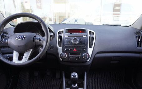 KIA cee'd I рестайлинг, 2010 год, 689 000 рублей, 12 фотография