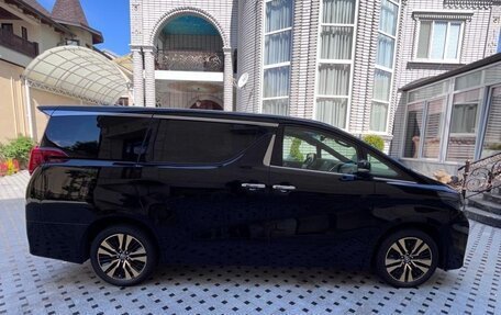 Toyota Alphard III, 2021 год, 6 490 000 рублей, 5 фотография