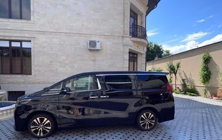 Toyota Alphard III, 2021 год, 6 490 000 рублей, 4 фотография