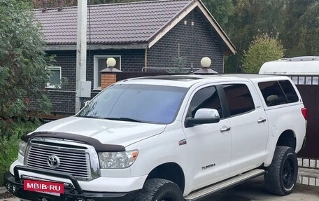 Toyota Tundra II, 2011 год, 3 870 000 рублей, 2 фотография