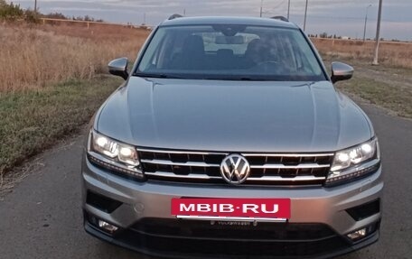 Volkswagen Tiguan II, 2020 год, 2 035 000 рублей, 8 фотография