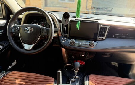 Toyota RAV4, 2014 год, 2 200 000 рублей, 7 фотография