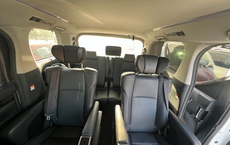 Toyota Alphard III, 2022 год, 6 100 000 рублей, 8 фотография