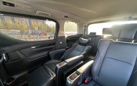 Toyota Alphard III, 2022 год, 6 100 000 рублей, 9 фотография