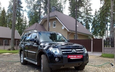 Mitsubishi Pajero IV рестайлинг 2, 2007 год, 1 800 000 рублей, 7 фотография